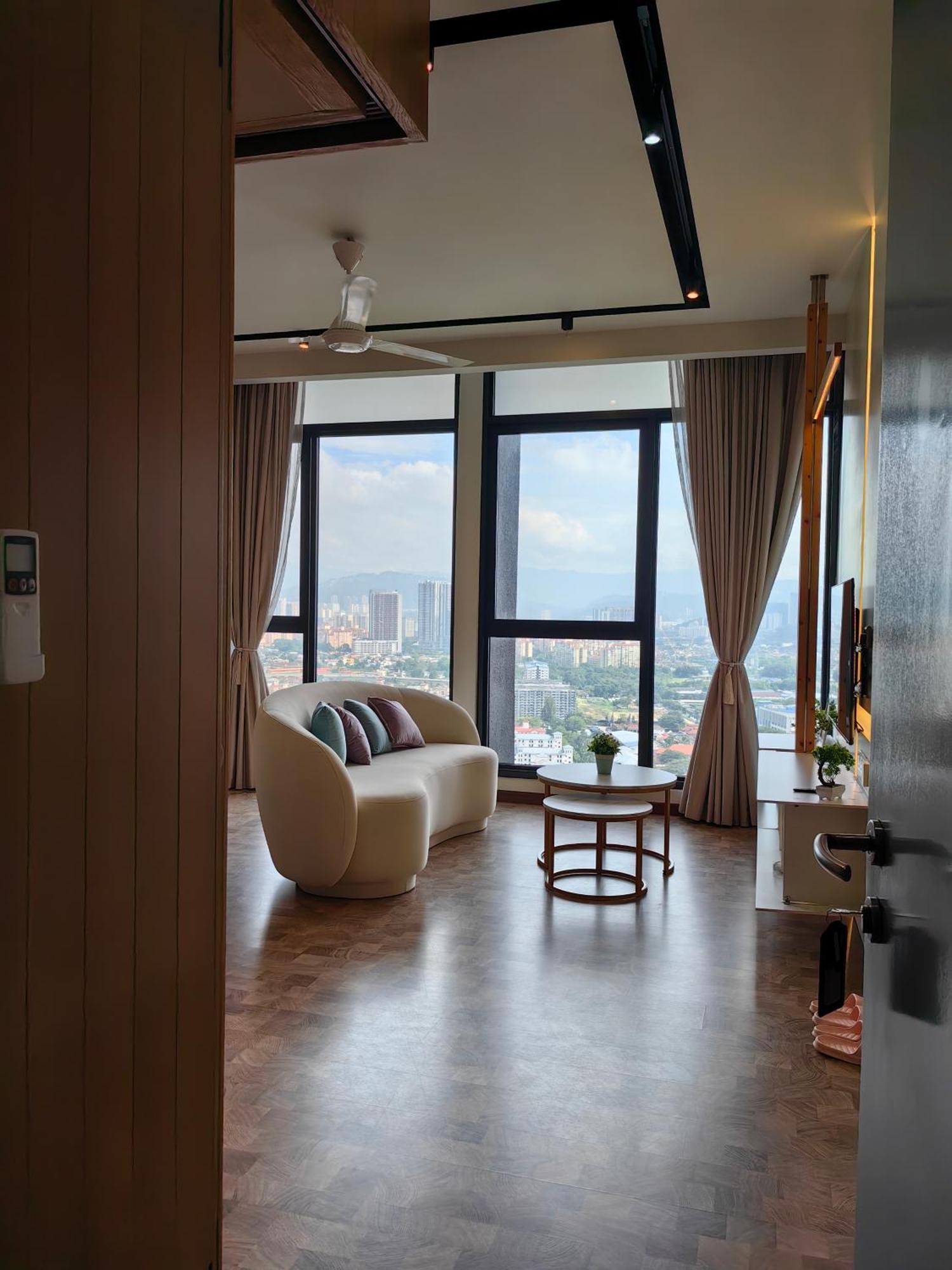 Expressionz Designer Suites Host By Aurora Premium Stay Kuala Lumpur Exterior foto